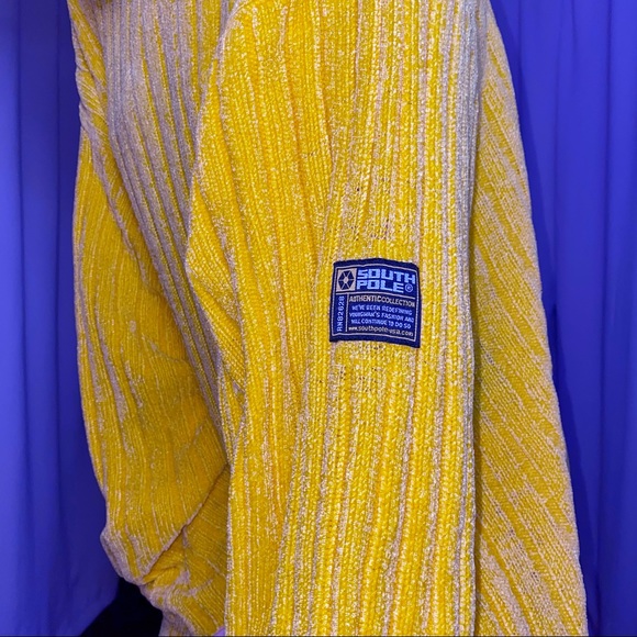 Vintage Yellow Oversized Chenille Sweater - Picture 4 of 4